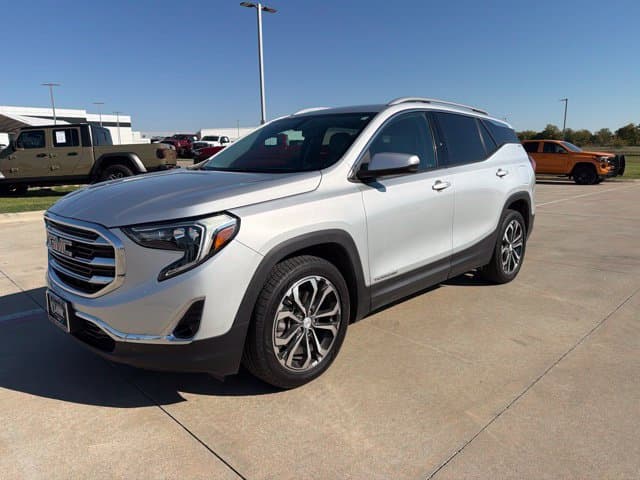 2019 GMC Terrain SLT — photo 1 of 19