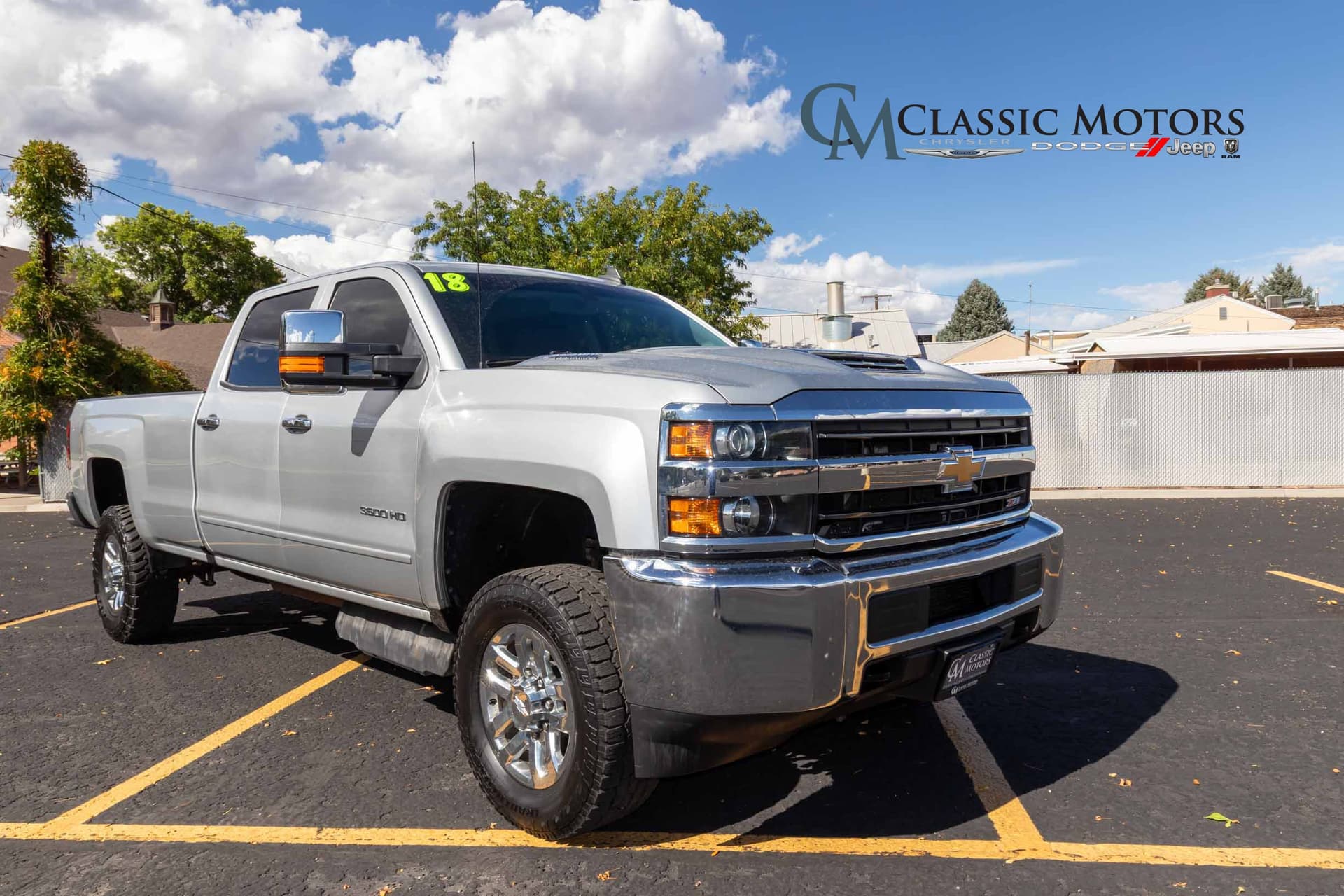 2018 Chevrolet Silverado 3500HD LT — photo 1 of 38