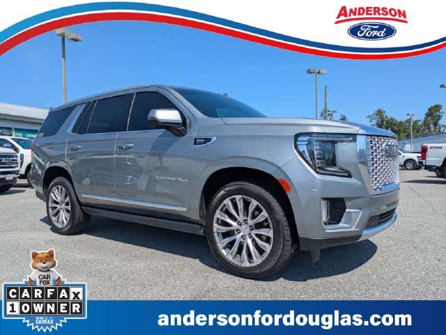 2023 GMC Yukon Denali — photo 1 of 6