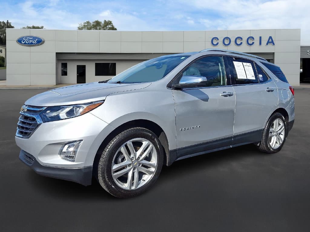 2019 Chevrolet Equinox Premier — photo 1 of 32