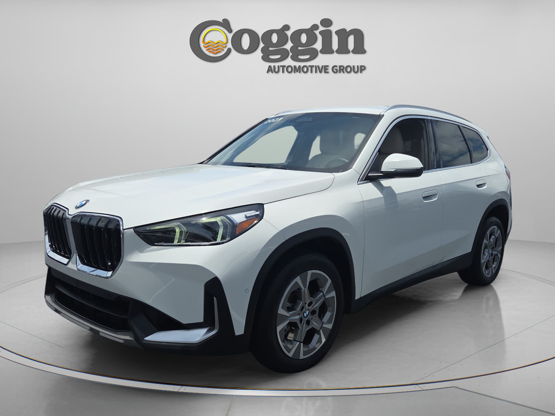 2023 BMW X1 xDrive28i — photo 1 of 40