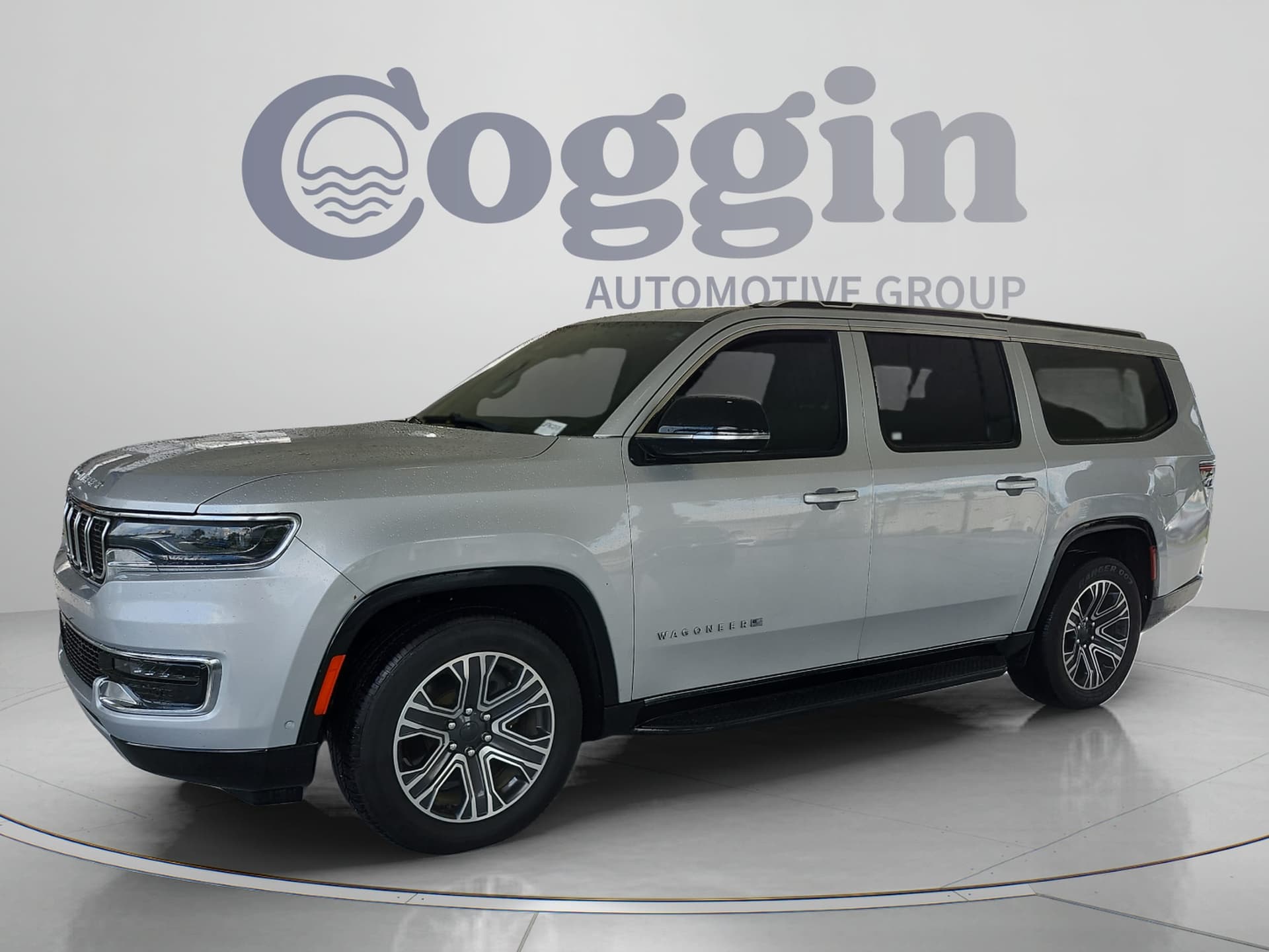 2024 Jeep Wagoneer L Series II — photo 1 of 33