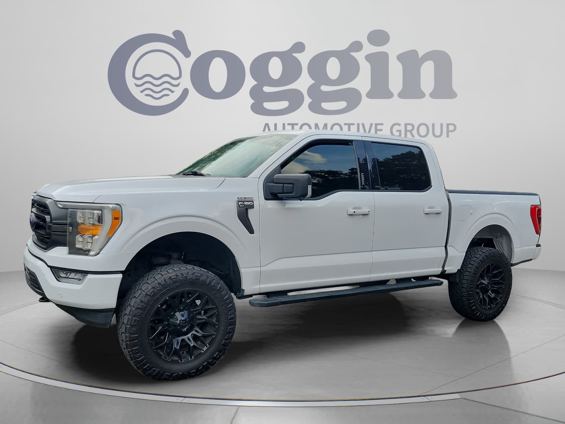 2021 Ford F-150 XLT — photo 1 of 31