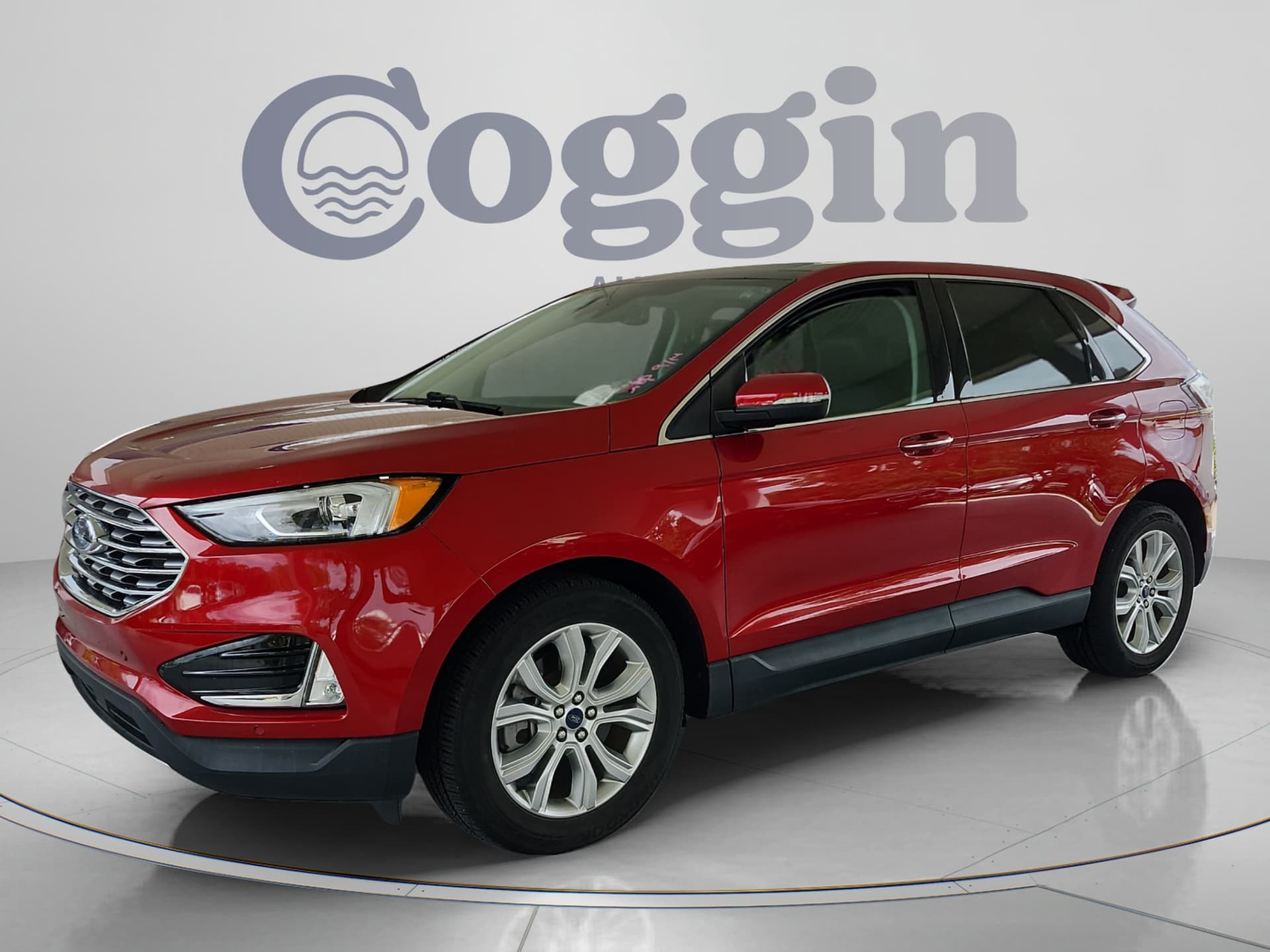 2021 Ford Edge Titanium — photo 1 of 31