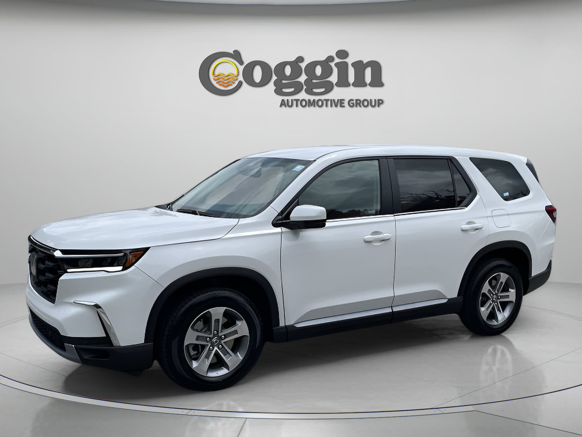 2025 Honda Pilot EX-L — photo 1 of 35