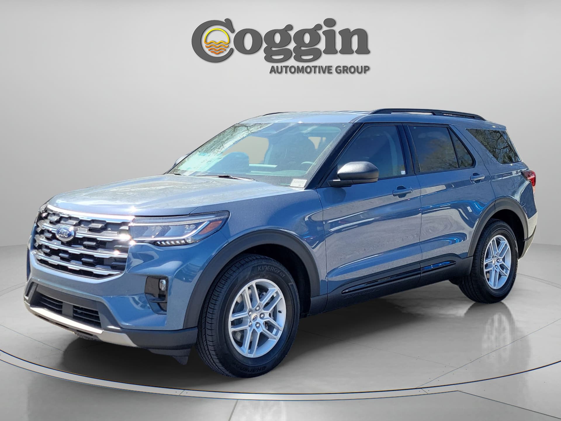 2026 Ford Explorer Base — photo 1 of 62
