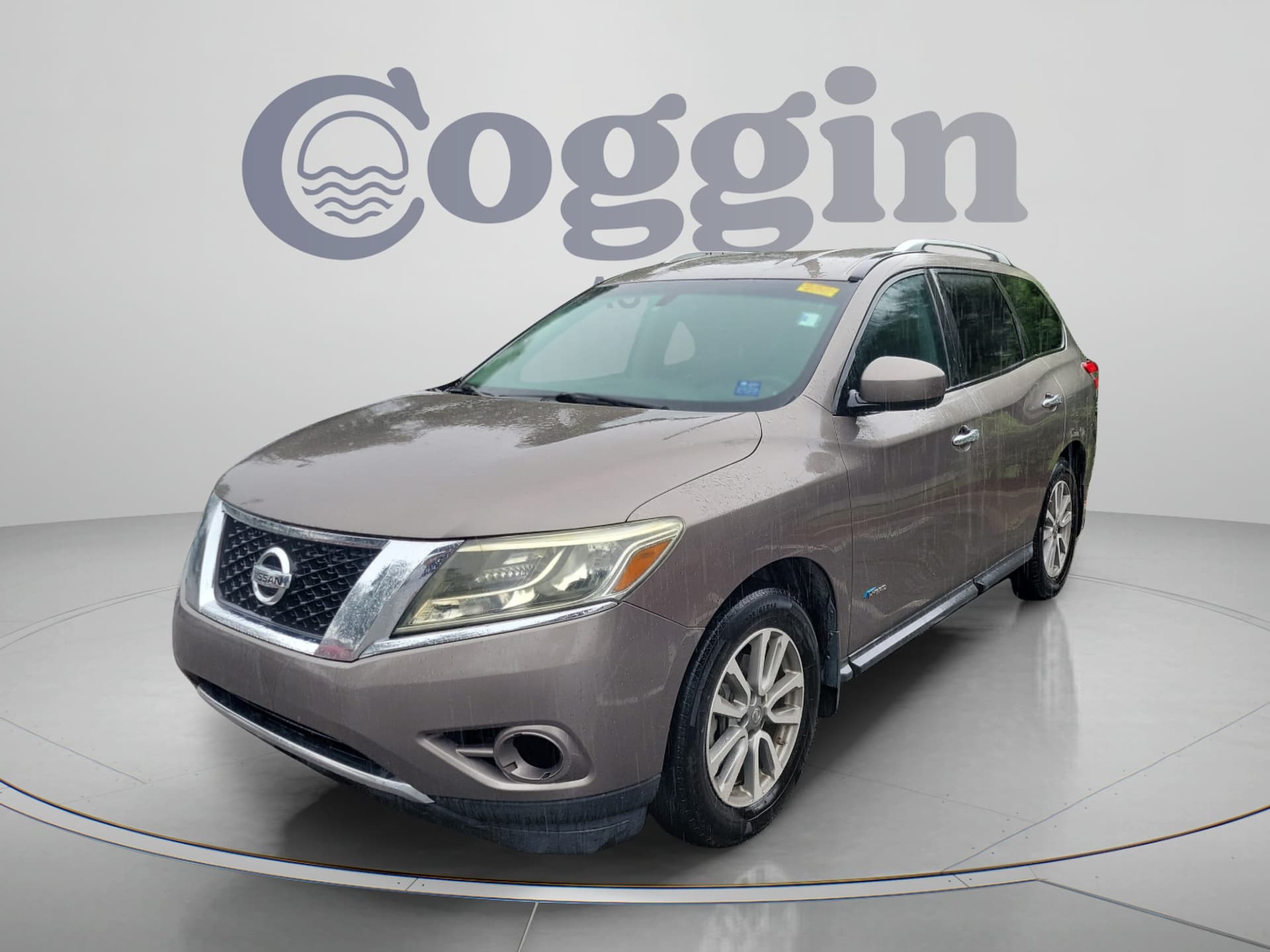 2014 Nissan Pathfinder SV Hybrid — photo 1 of 31