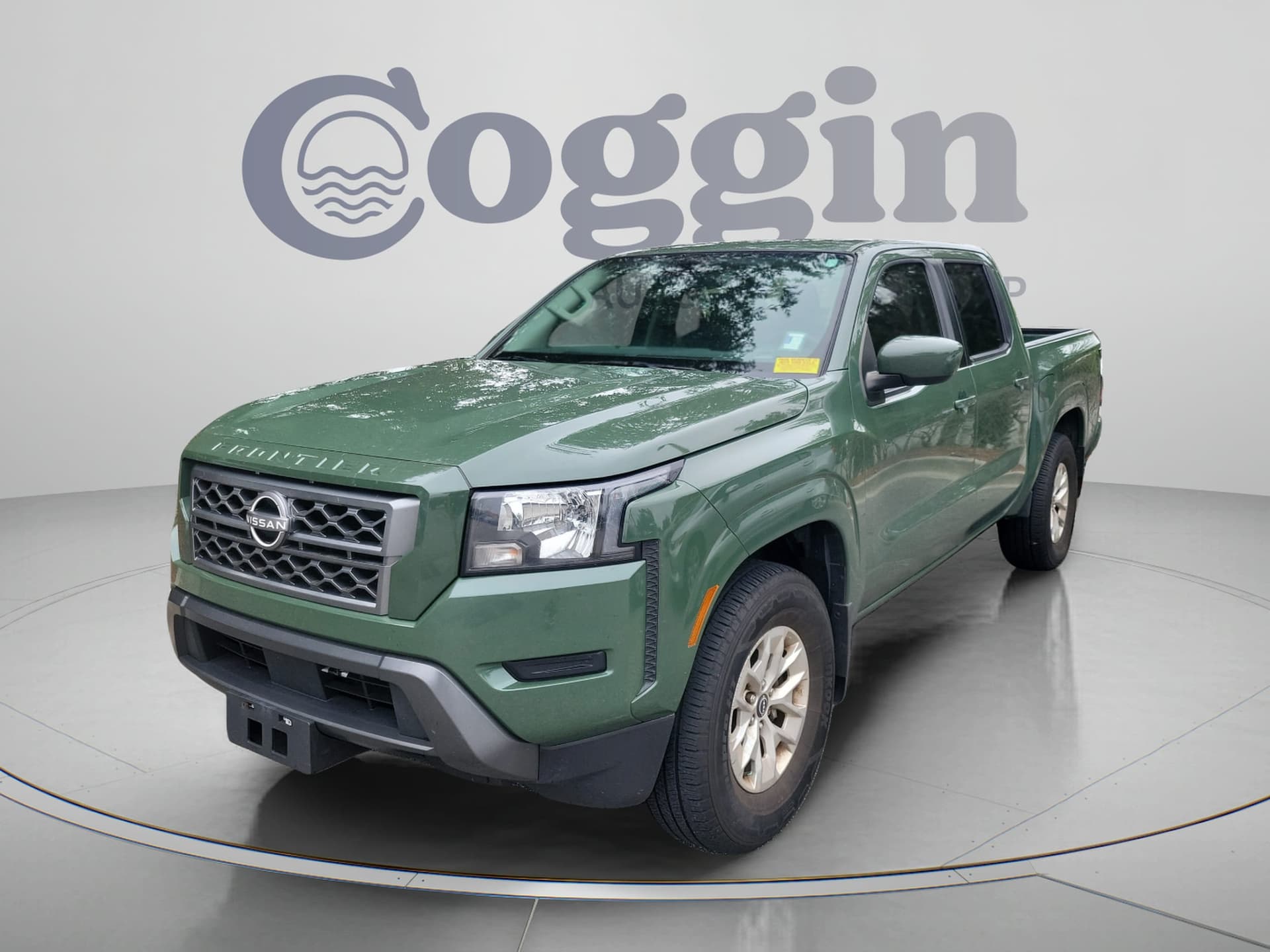 2024 Nissan Frontier SV — photo 1 of 31