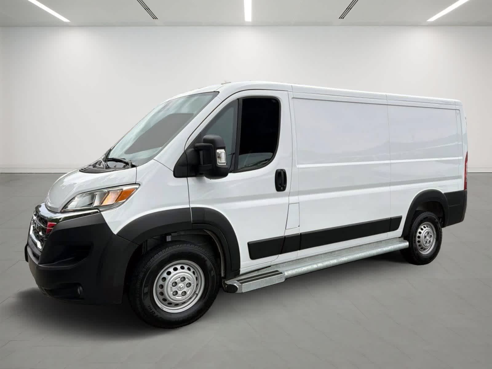 2025 RAM ProMaster Cargo Van Tradesman — photo 1 of 21