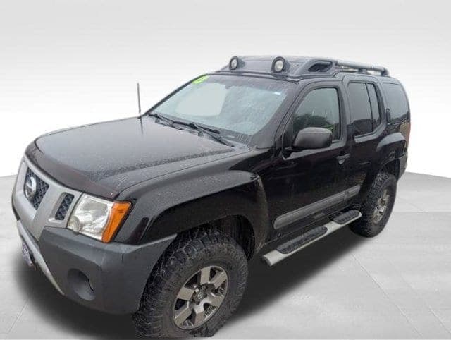 2013 Nissan Xterra Pro-4X — photo 1 of 7