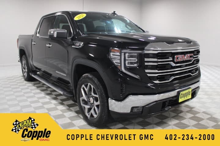 2025 GMC Sierra 1500 SLT — photo 1 of 61
