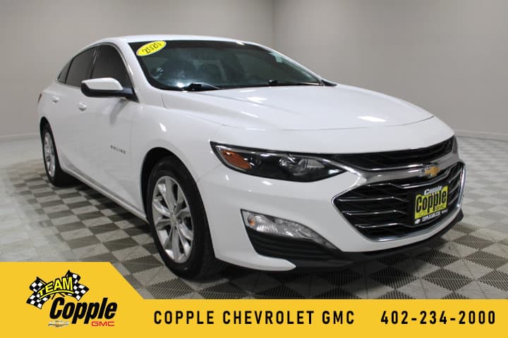 2020 Chevrolet Malibu LT — photo 1 of 46