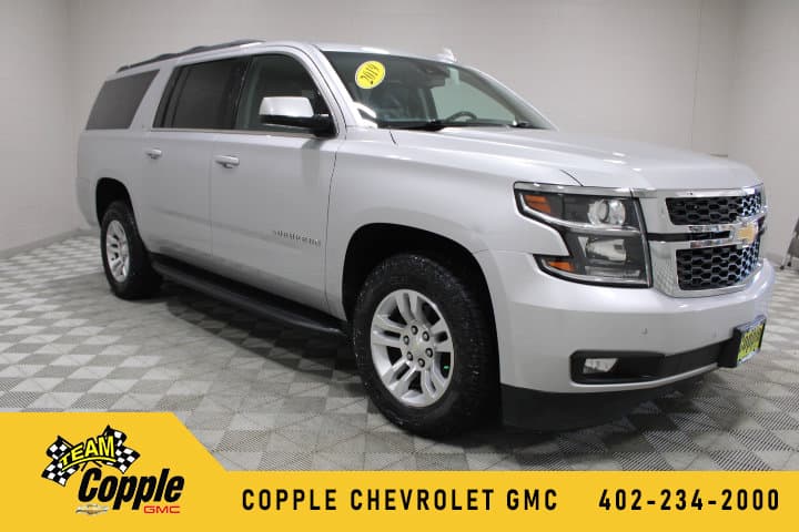2019 Chevrolet Suburban LT — photo 1 of 52