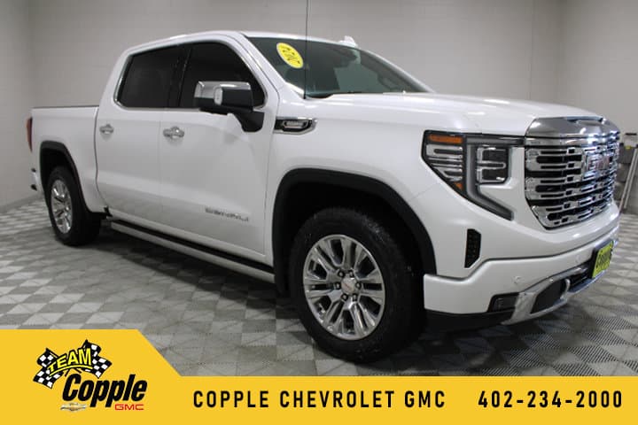 2024 GMC Sierra 1500 Denali — photo 1 of 51