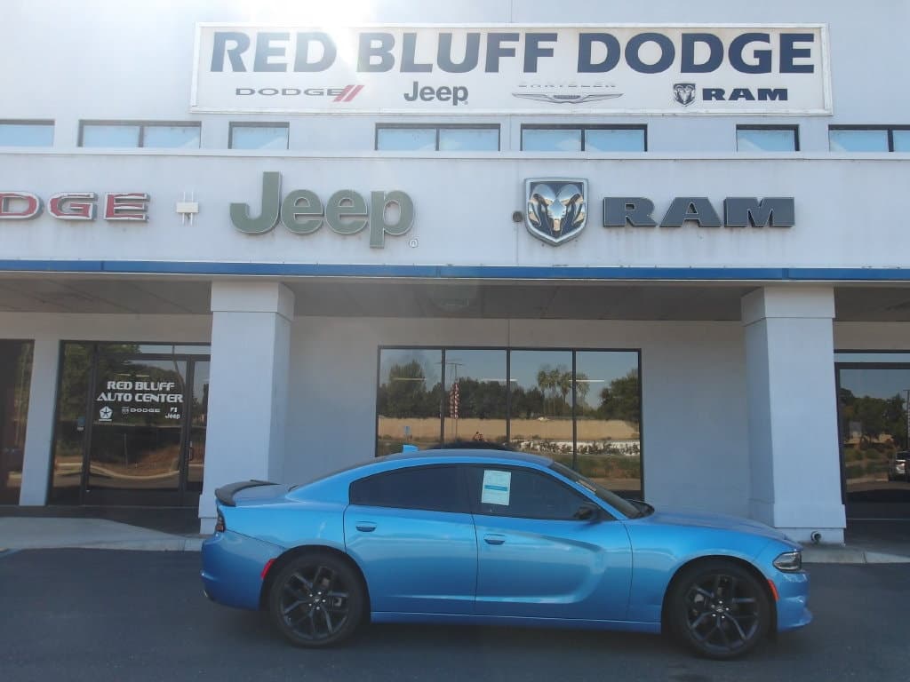 2023 Dodge Charger SXT — photo 1 of 2