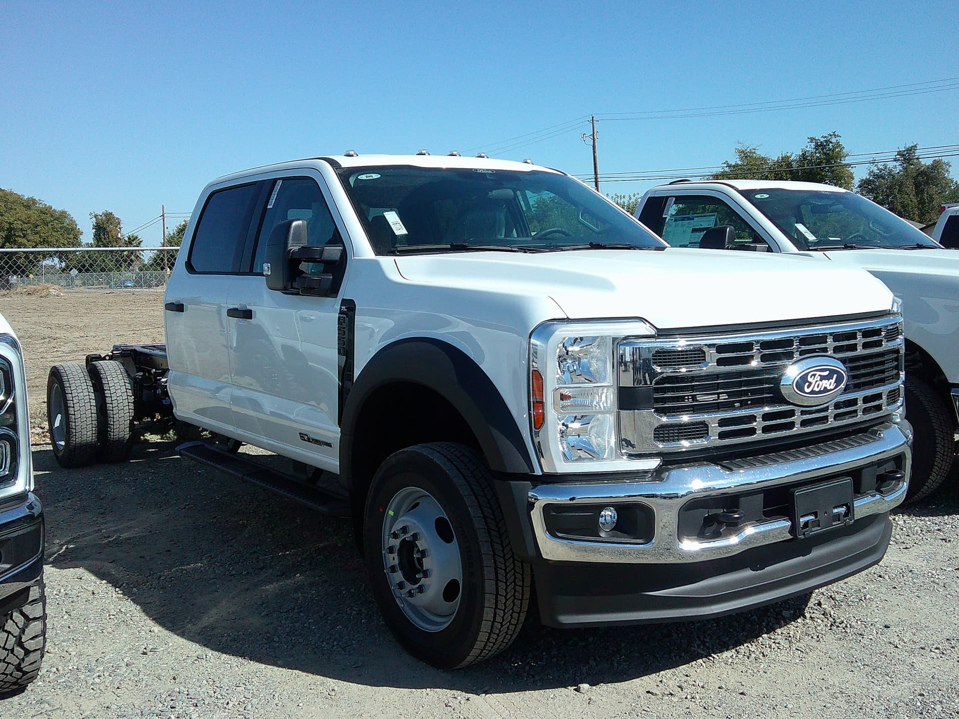2027 Ford Super Duty F-550 DRW XL — photo 1 of 10