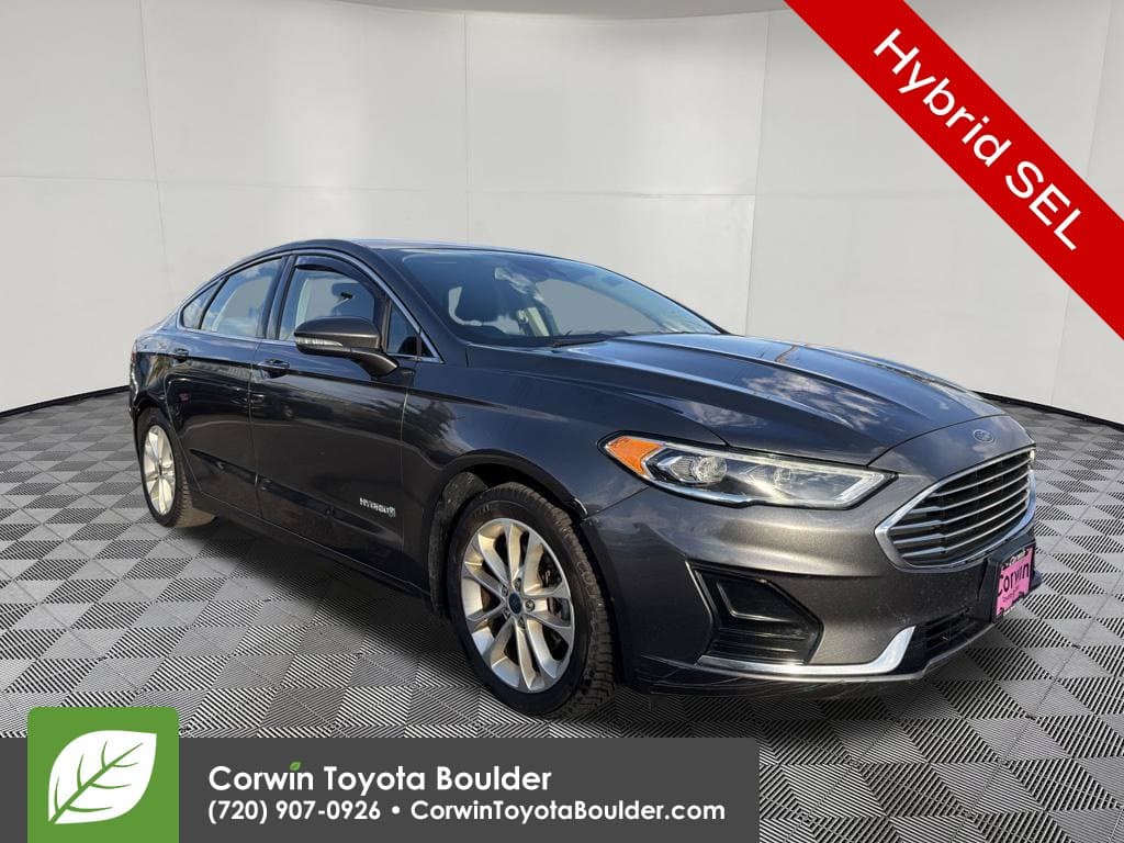 2019 Ford Fusion Hybrid SEL — photo 1 of 35