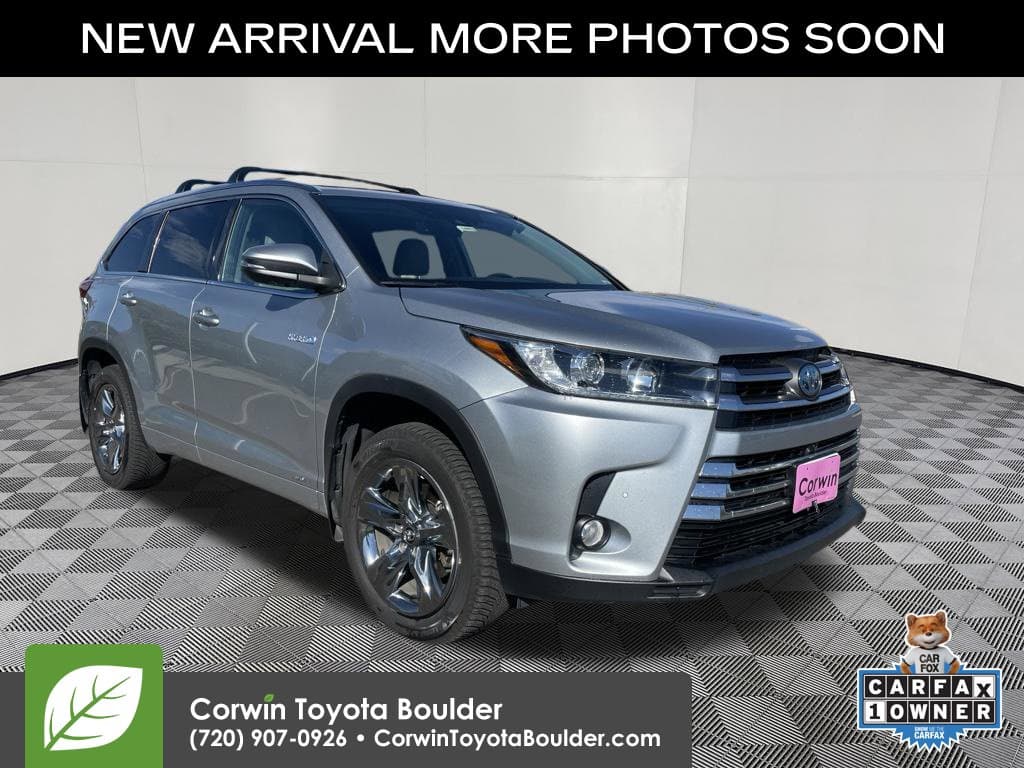 2018 Toyota Highlander Hybrid Limited Platinum — photo 1 of 16