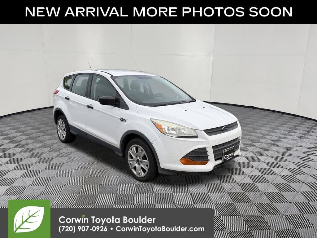 2016 Ford Escape S — photo 1 of 14