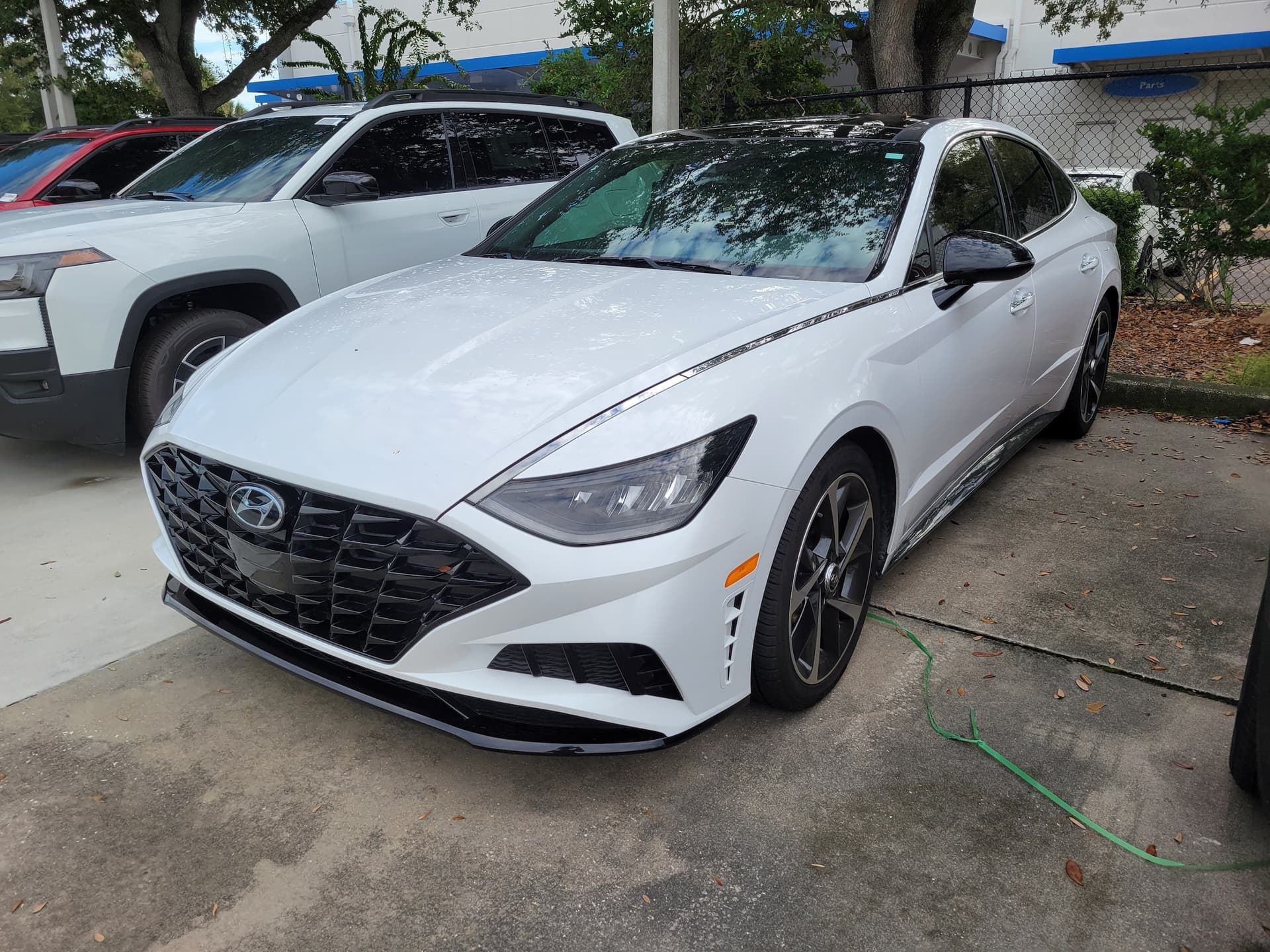 2023 Hyundai Sonata SEL Plus — photo 1 of 5