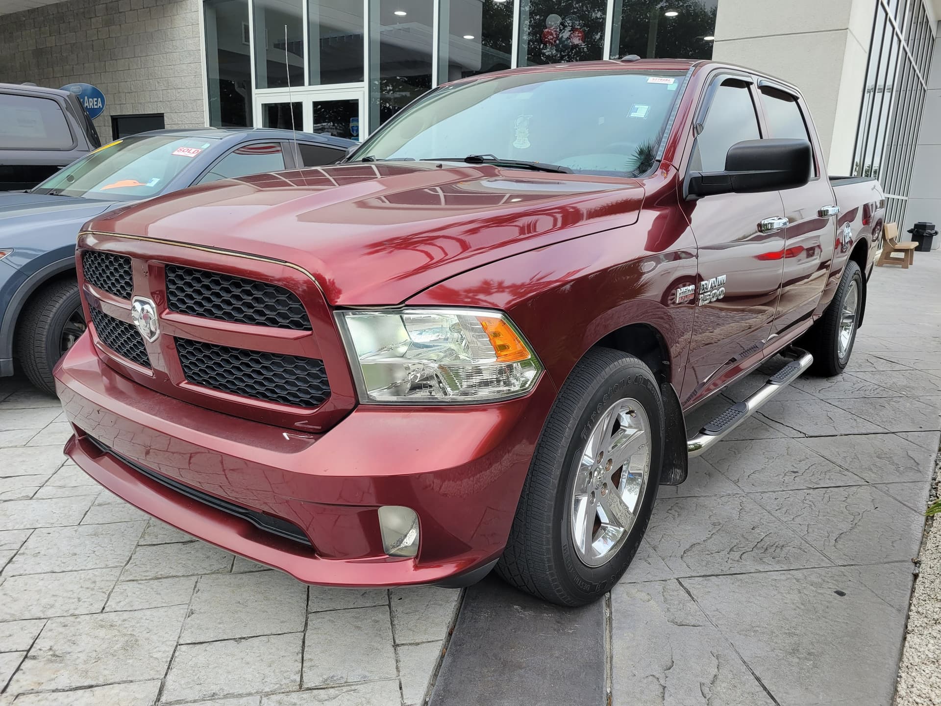 2017 RAM 1500 Express — photo 1 of 5