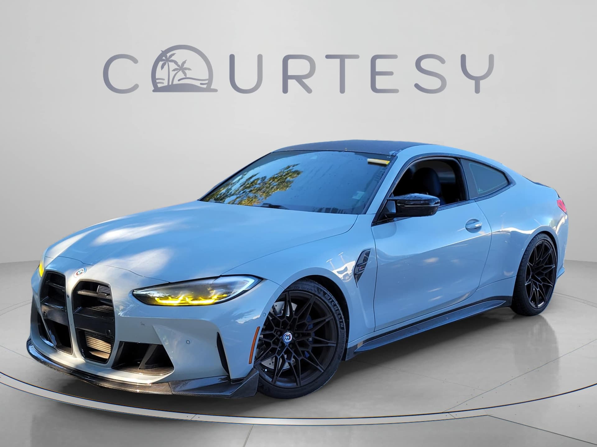 2023 BMW M4 Competition — photo 1 of 31