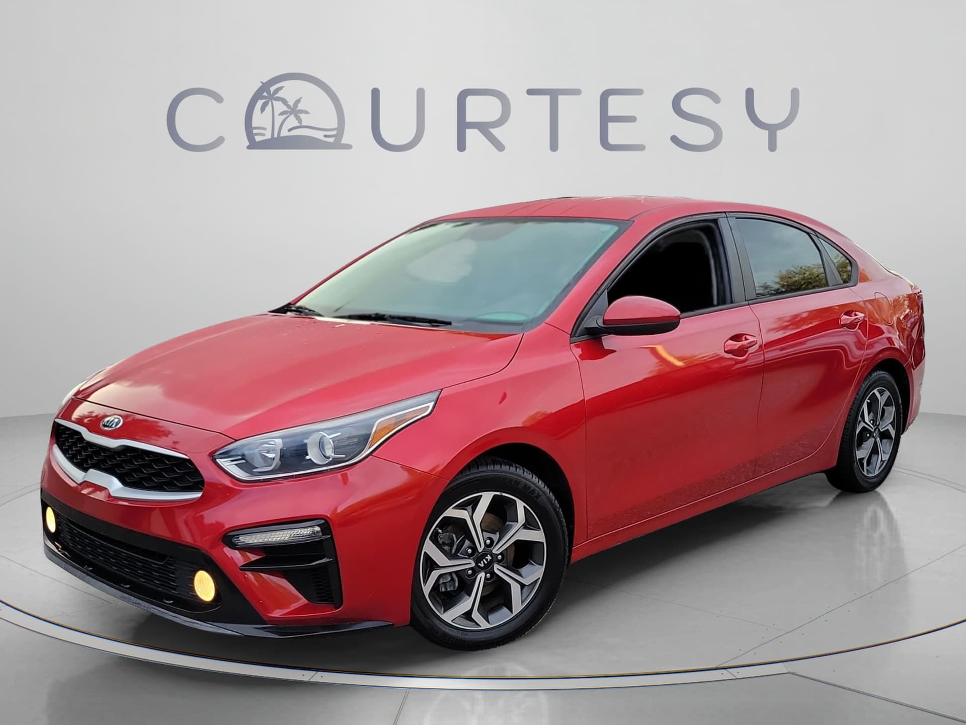 2020 Kia Forte LXS — photo 1 of 32