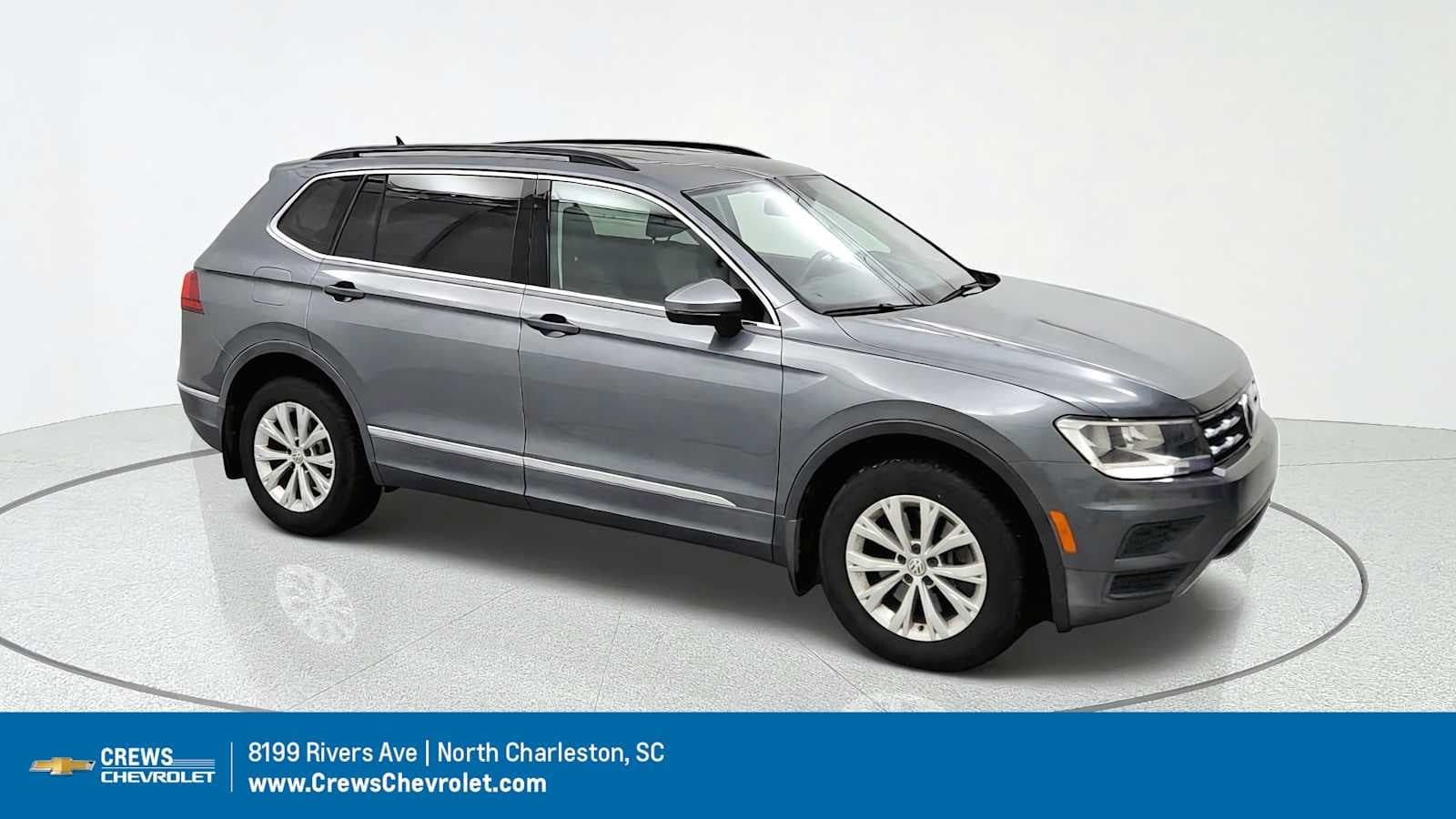 2018 Volkswagen Tiguan SE — photo 1 of 10