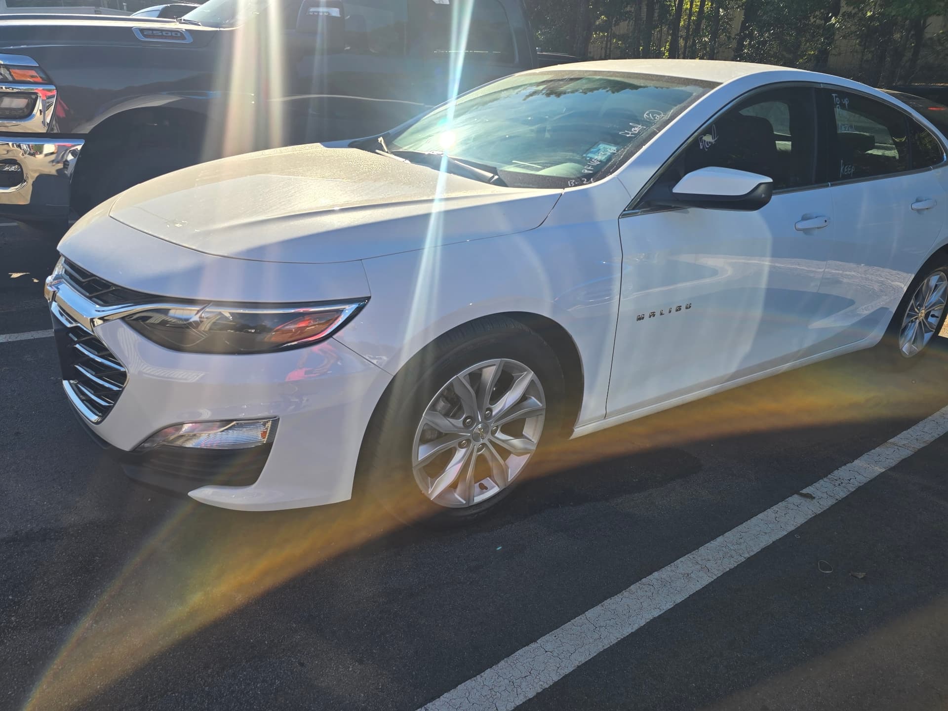 2023 Chevrolet Malibu LT — photo 1 of 3