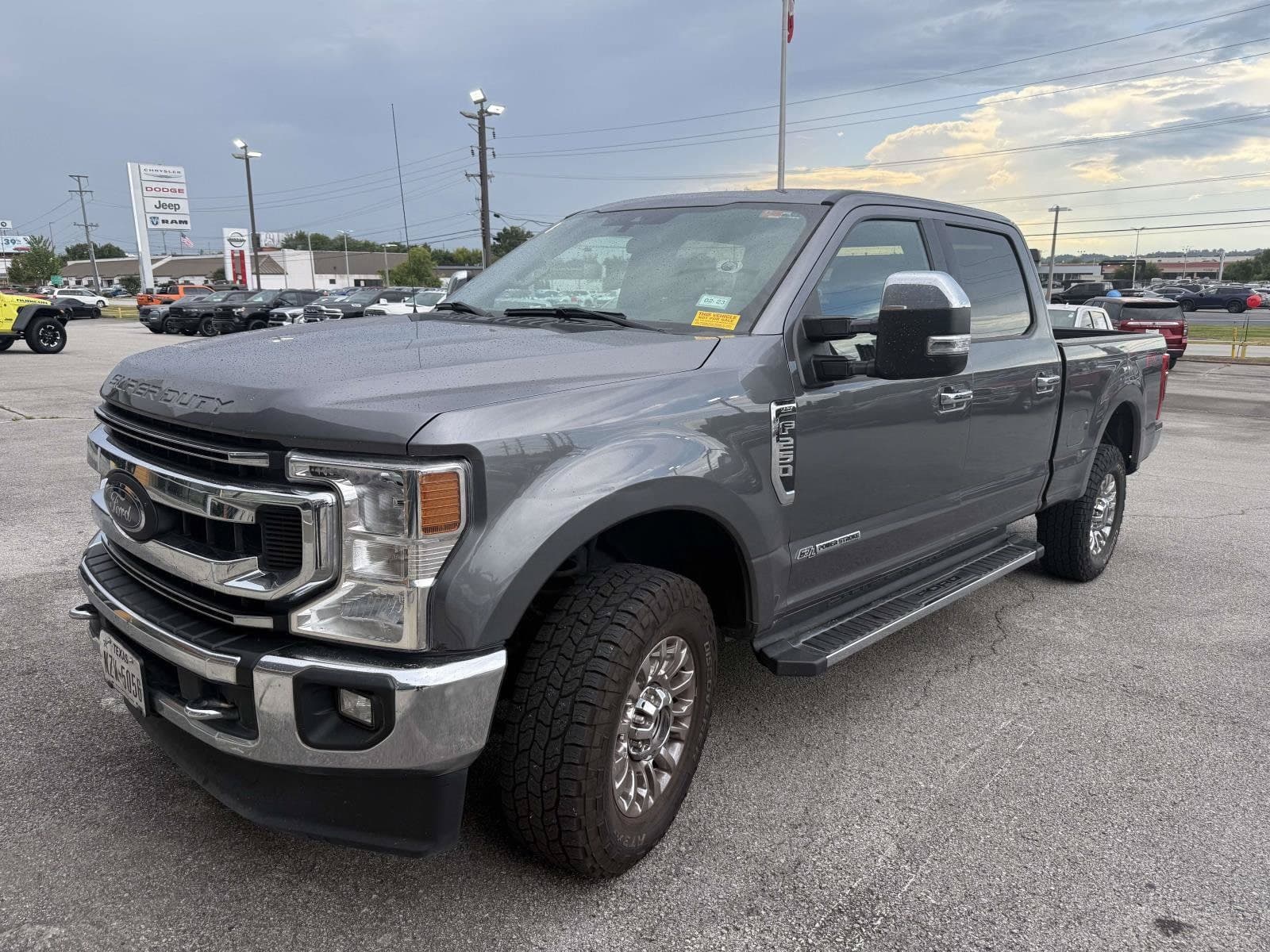 2021 Ford Super Duty F-250 SRW XLT — photo 1 of 9