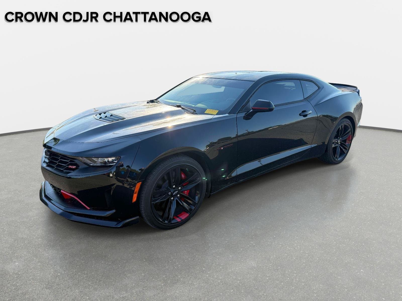 2021 Chevrolet Camaro LT1 — photo 1 of 11