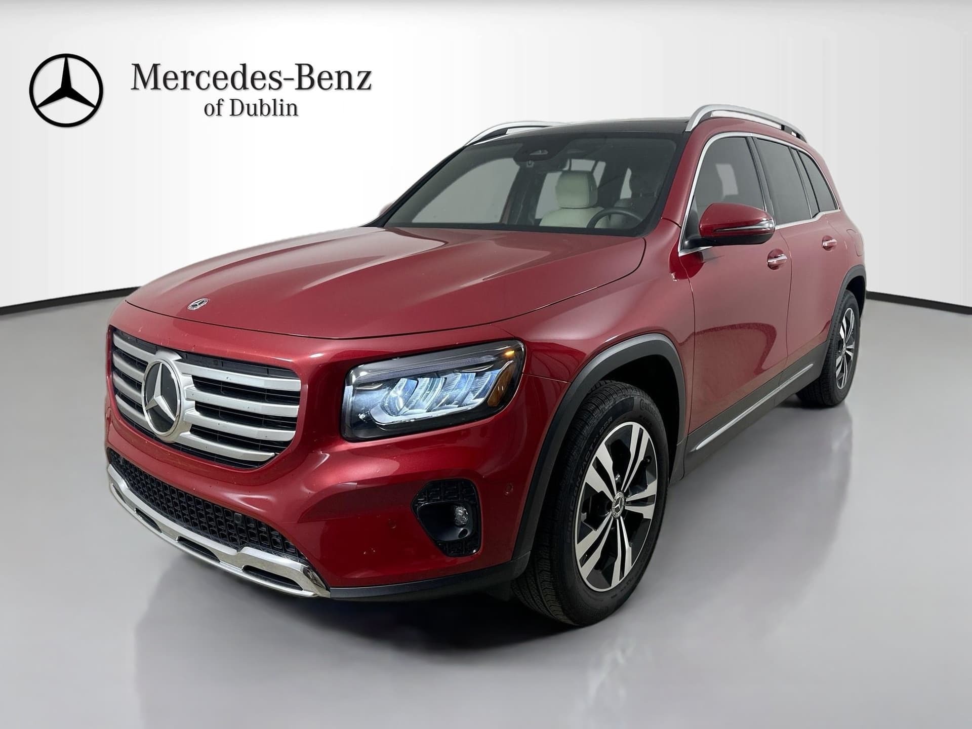 2025 Mercedes-Benz GLB Base — photo 1 of 15