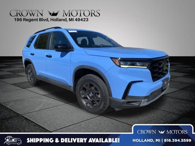 2023 Honda Pilot TrailSport — photo 1 of 18