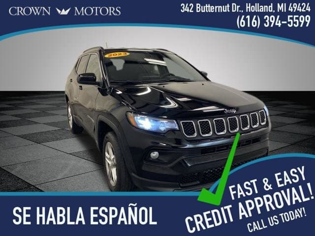 2023 Jeep Compass Latitude — photo 1 of 33
