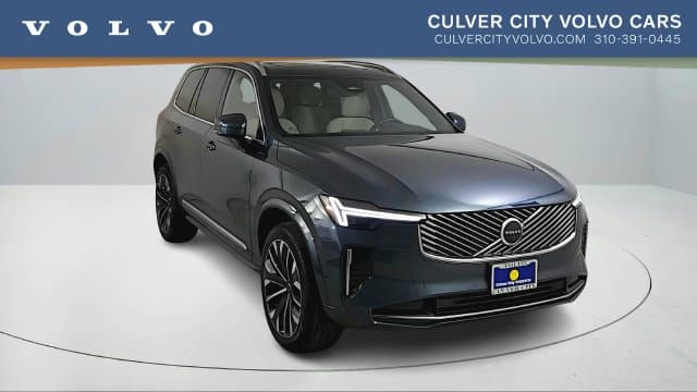 2026 Volvo XC90 Base — photo 1 of 46