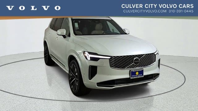 2026 Volvo XC90 Plug-In Hybrid Base — photo 1 of 51