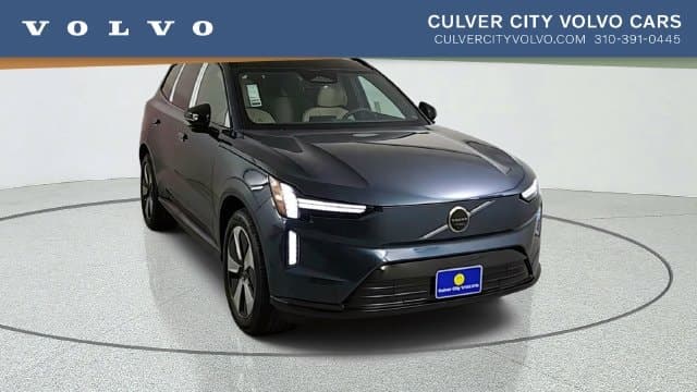 2026 Volvo EX90 Base — photo 1 of 44