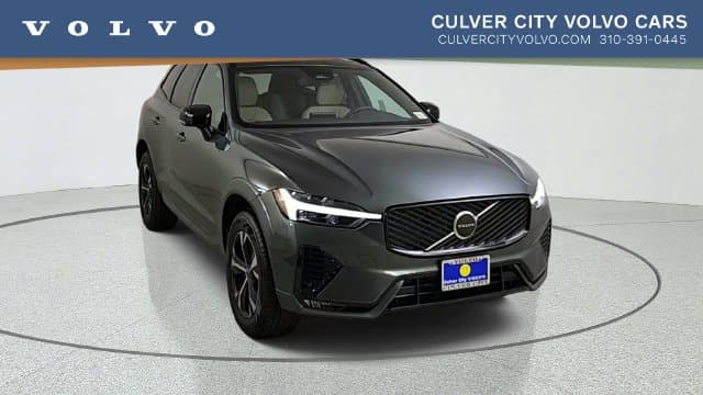 2026 Volvo XC60 Base — photo 1 of 38