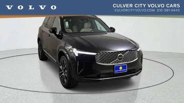 2027 Volvo XC90 Base — photo 1 of 46