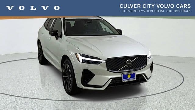 2026 Volvo XC60 Plug-In Hybrid Plus — photo 1 of 41