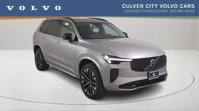 2026 Volvo XC90 Ultra Dark Theme — photo 1 of 45