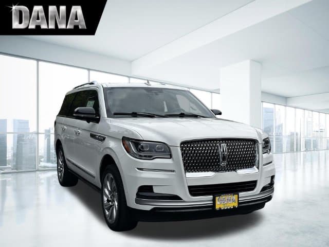 2024 Lincoln Navigator Reserve — photo 1 of 51