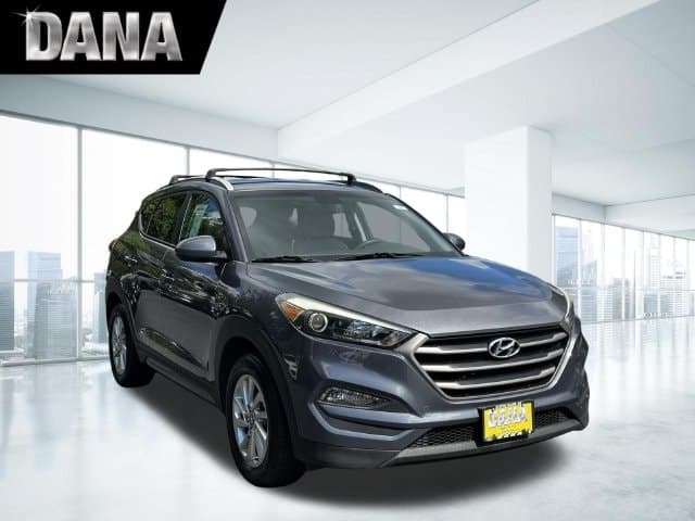 2016 Hyundai Tucson SE — photo 1 of 44