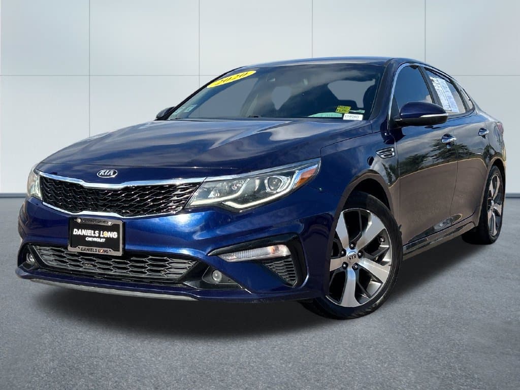 2020 Kia Optima S — photo 1 of 33