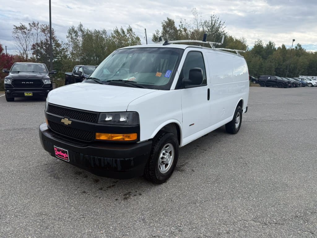 2018 Chevrolet Express Cargo Van Base — photo 1 of 11