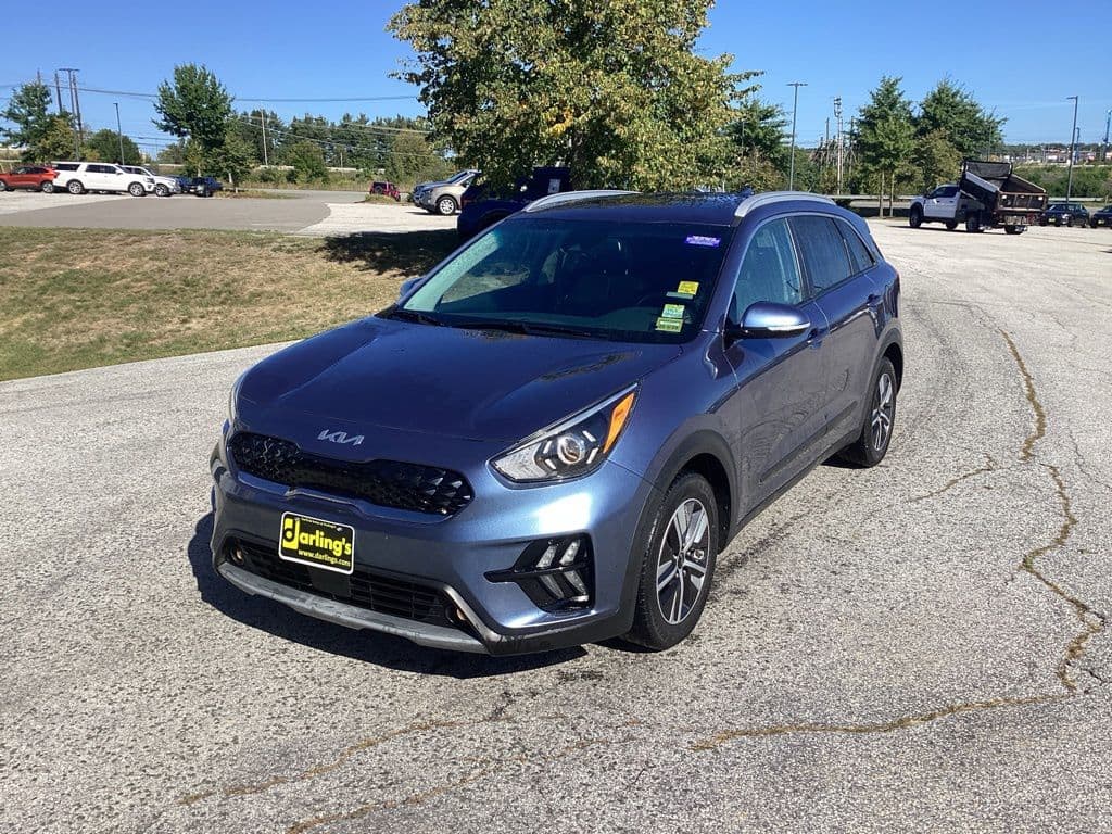 2022 Kia Niro EX Premium — photo 1 of 5