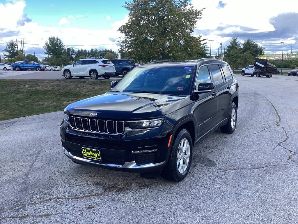 2023 Jeep Grand Cherokee Limited — photo 1 of 5