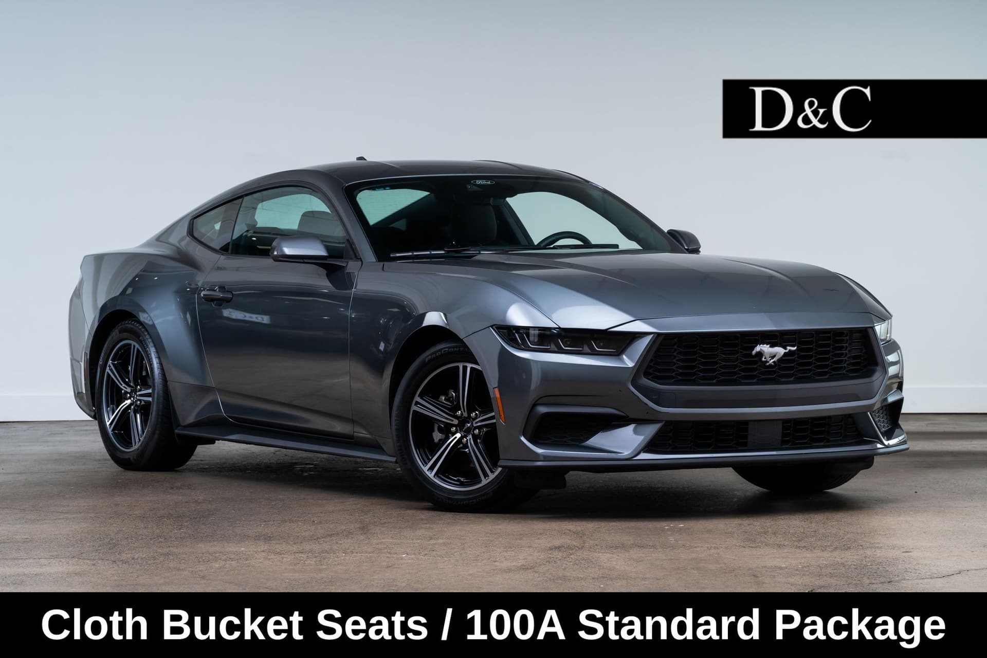2025 Ford Mustang Base — photo 1 of 22