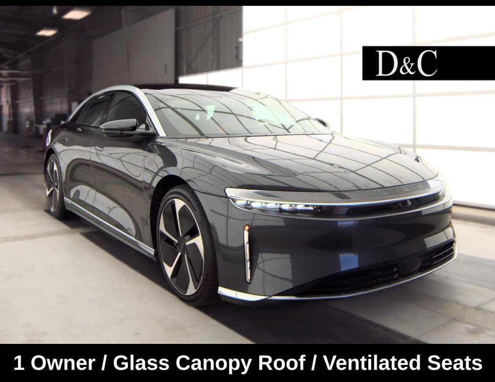 2023 Lucid Air Touring — photo 1 of 16