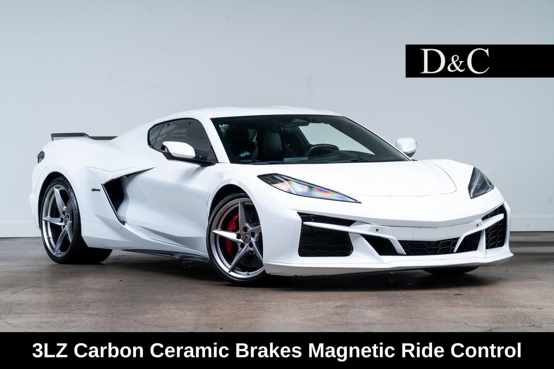 2025 Chevrolet Corvette Base — photo 1 of 25